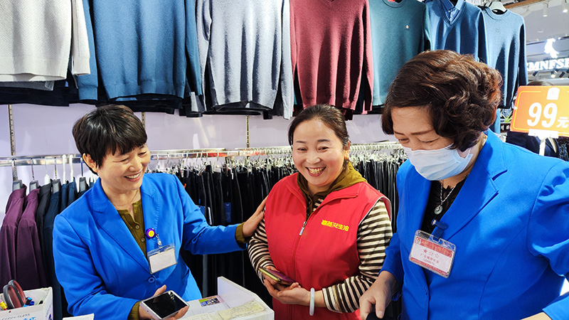 金沙9001cc以诚为本购物广场职业化活动-销售大比拼